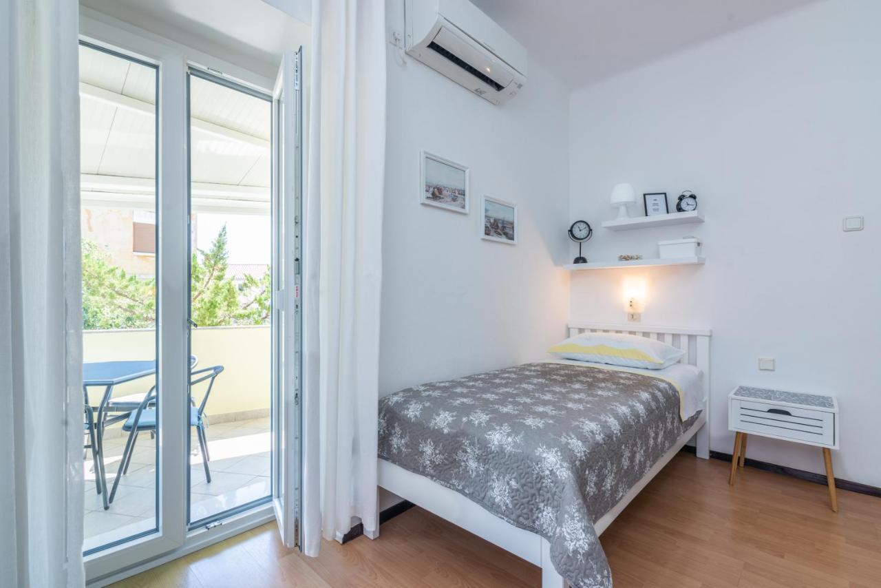 Apartment Luiza With Terrace Baška Exteriér fotografie